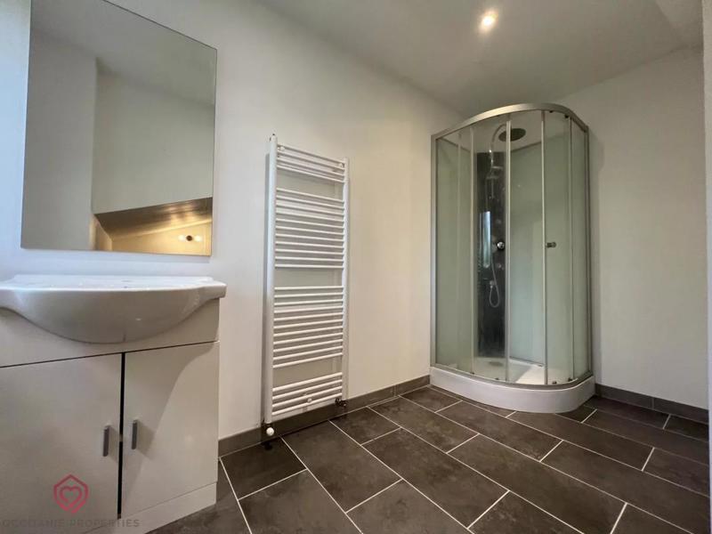 Propriété - 271 m² - 7 pièces