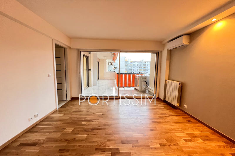 Appartement - 122 m² - 4 pièces