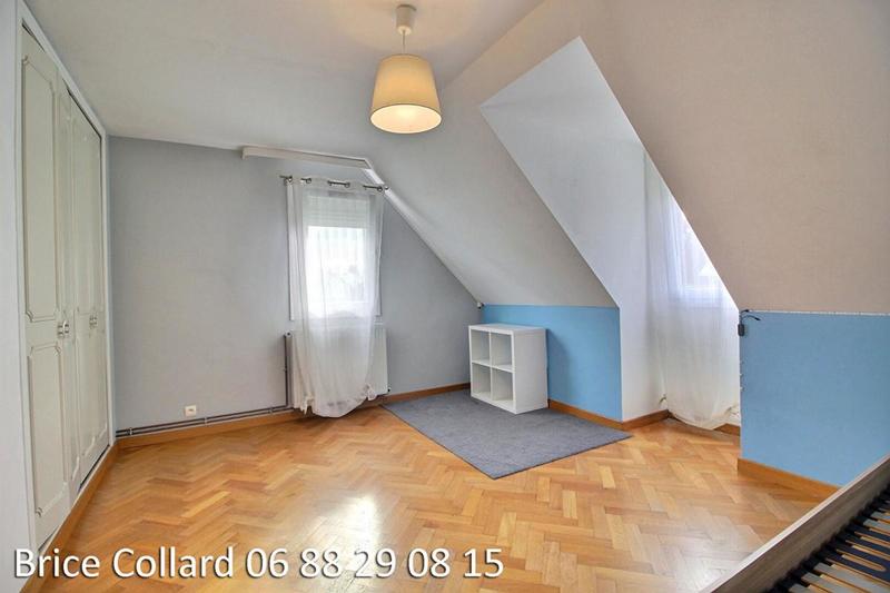 Maison - 151 m² - 6 pièces