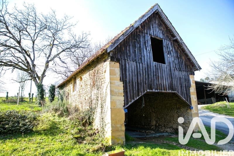 Maison - 332 m² - 12 pièces