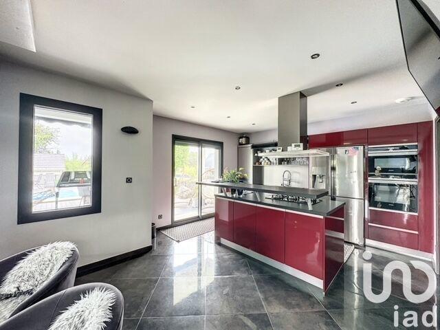 Maison de maîtres - 260 m² - 7 pièces