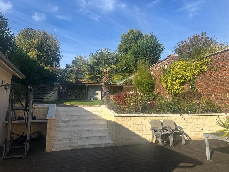 Maison - 107 m² - 6 pièces