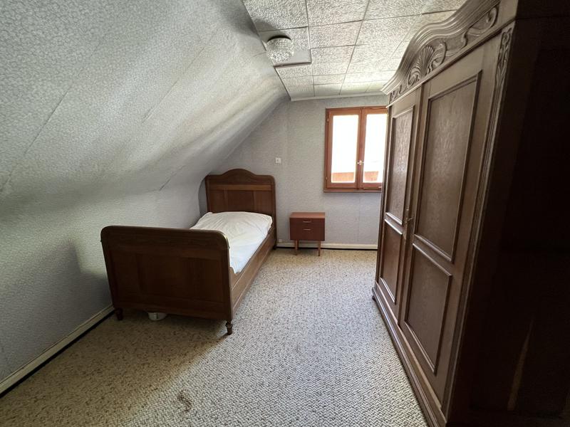 Maison traditionnelle - 96 m² - 5 pièces