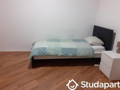 Chambre - 15 m² - 1 pièce