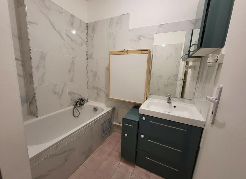 Appartement - 65 m² - 4 pièces