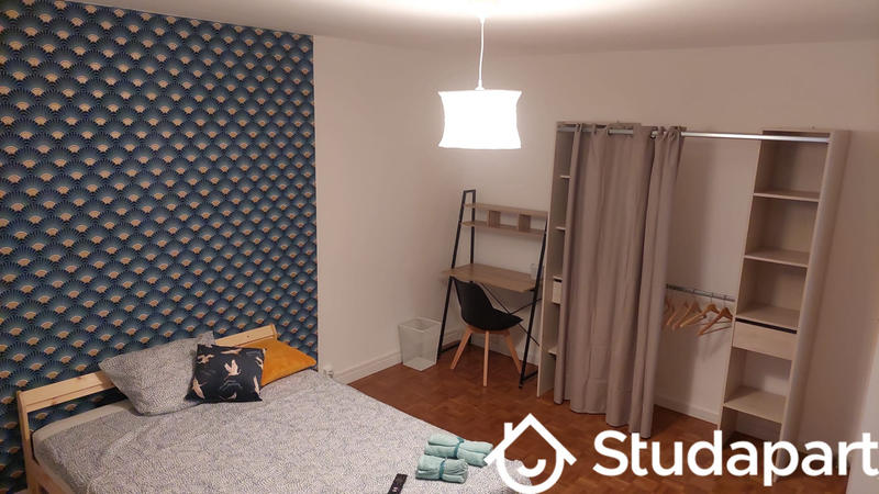 Chambre - 9 m² - 1 pièce