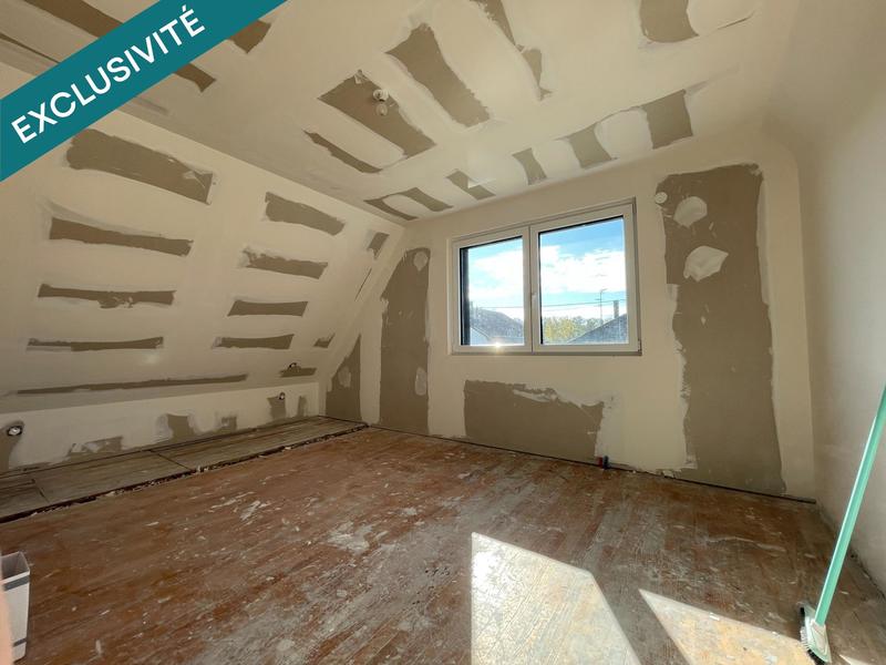 Maison - 95 m² - 6 pièces