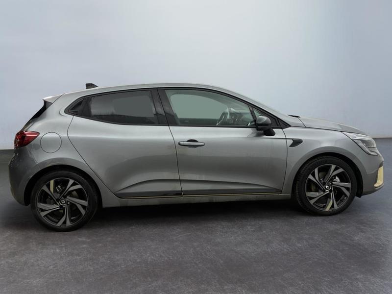 Renault Clio V E-Tech full hybrid 145 Engineered