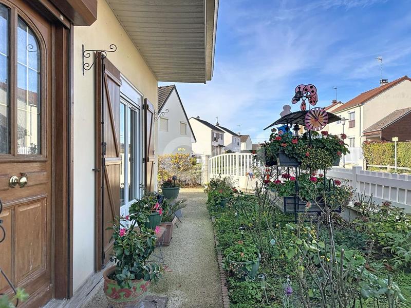 Maison - 89 m² - 4 pièces