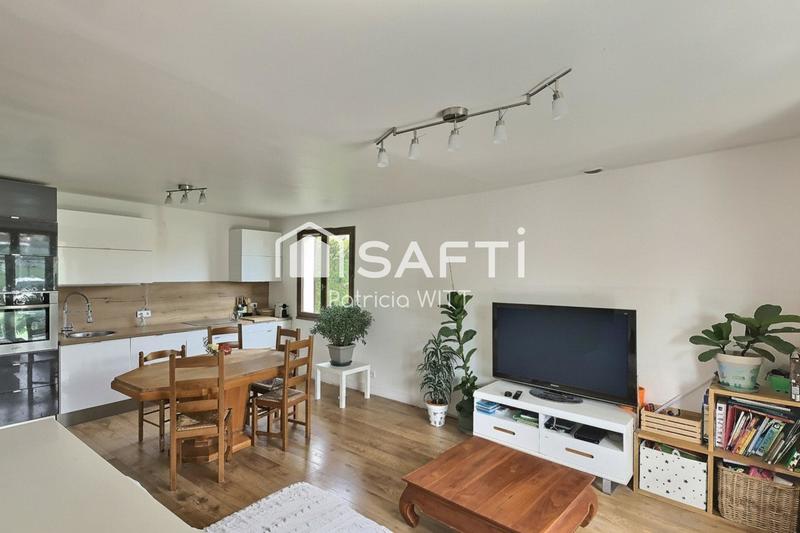 Maison - 92 m² - 5 pièces