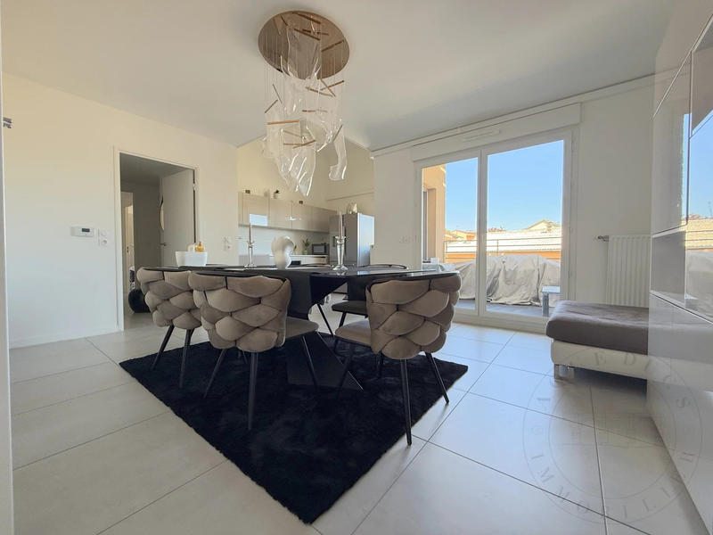 Duplex - 107 m² - 5 pièces