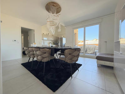 Duplex - 107 m² - 5 pièces