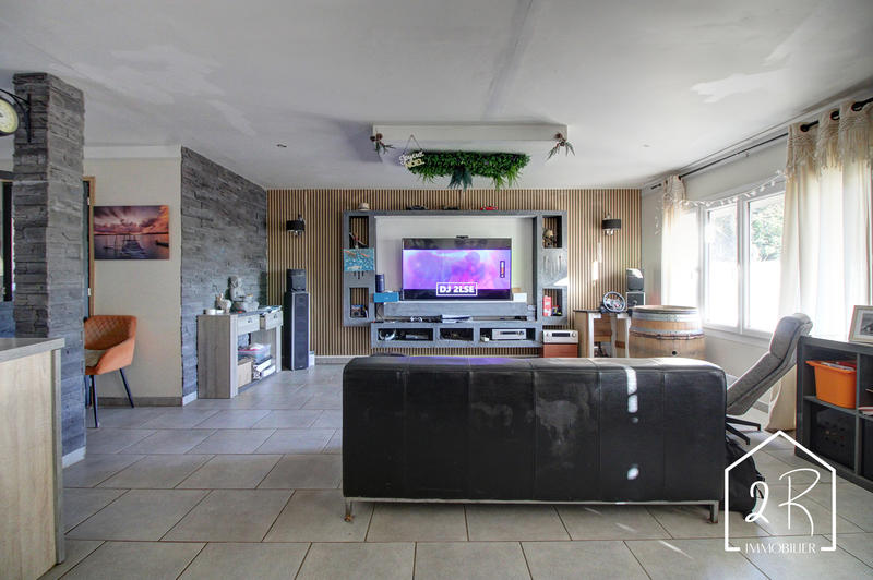 Maison - 98 m² - 4 pièces