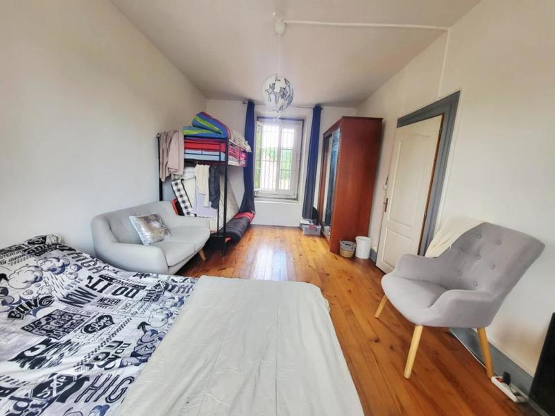 Maison - 180 m² - 7 pièces