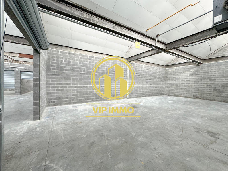 Local d'activités - 107 m²