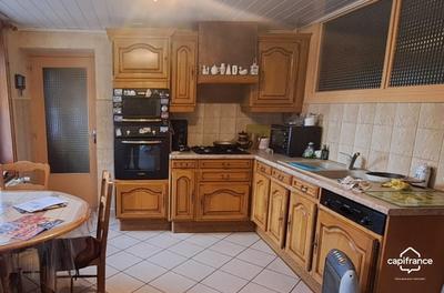 Maison - 200 m² - 7 pièces