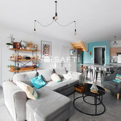 Maison - 88 m² - 4 pièces