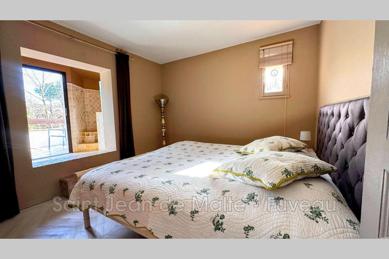 Maison - 194 m² - 5 pièces