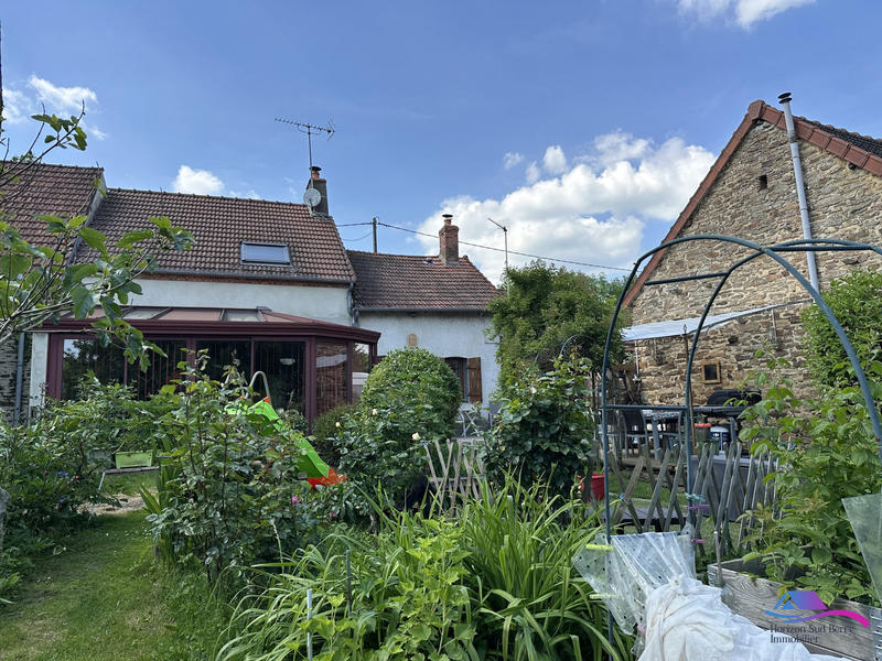 Maison - 98 m² - 5 pièces