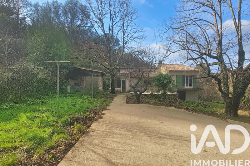 Maison - 163 m² - 5 pièces