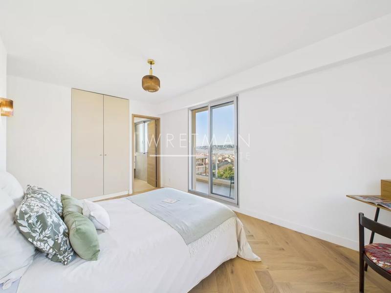 Appartement - 97 m² - 4 pièces