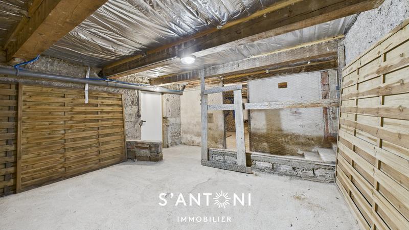 Appartement - 81 m² - 3 pièces