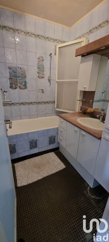 Appartement - 98 m² - 5 pièces