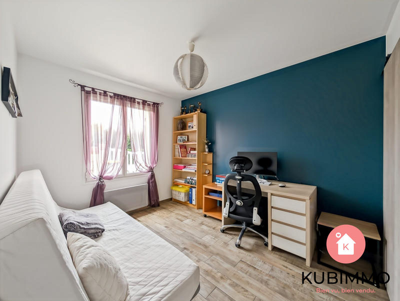 Maison traditionnelle - 121 m² - 6 pièces