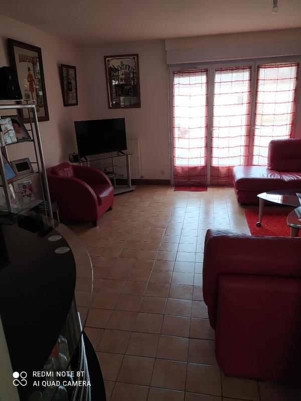 Appartement - 90 m² - 3 pièces