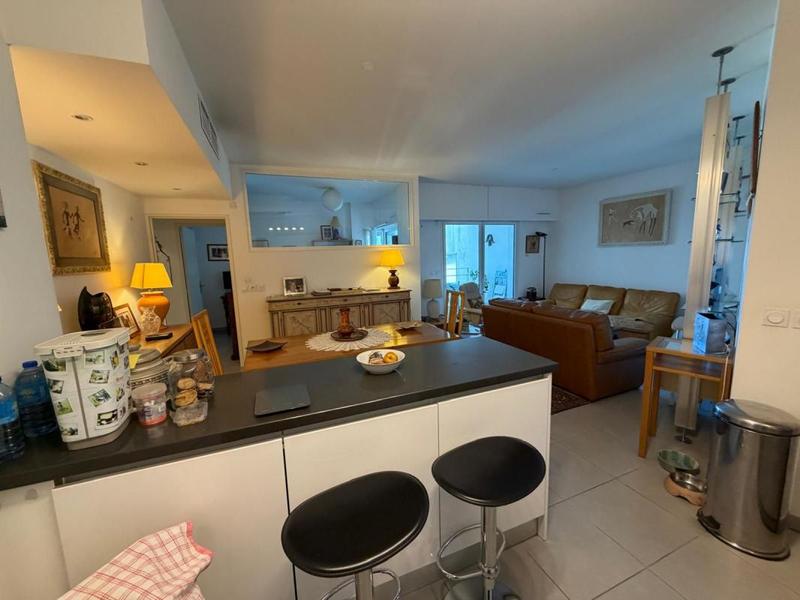 Appartement - 81 m² - 3 pièces