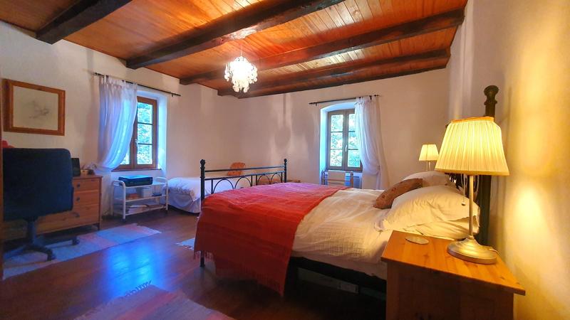 Corps de ferme - 184 m² - 6 pièces