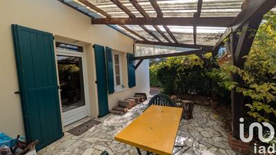 Maison - 185 m² - 7 pièces