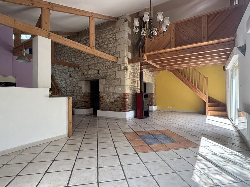 Maison ancienne - 172 m² - 6 pièces