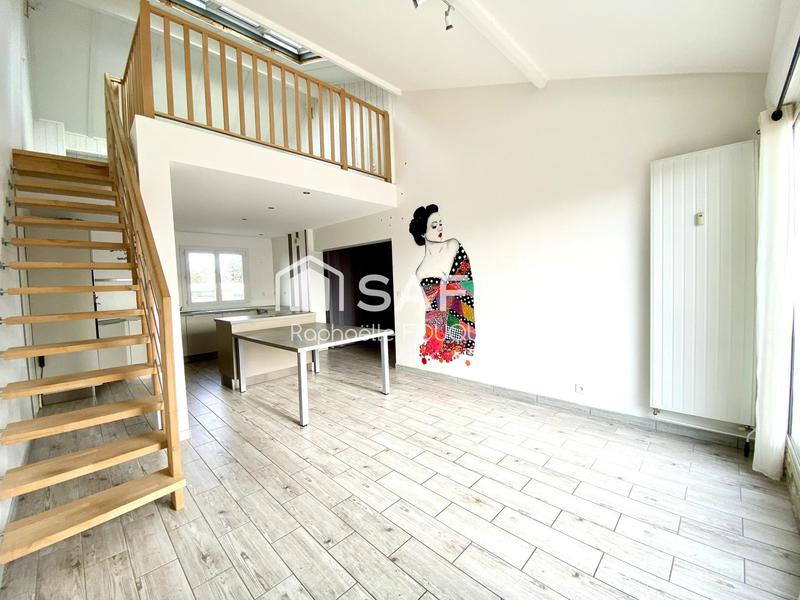 Appartement - 113 m² - 6 pièces