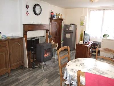 Maison - 60 m² - 3 pièces