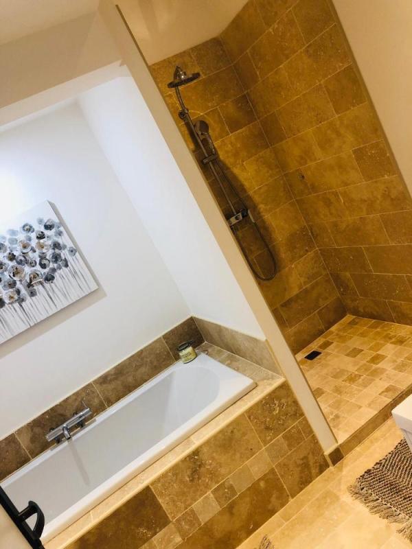 Loft - 95 m² - 4 pièces