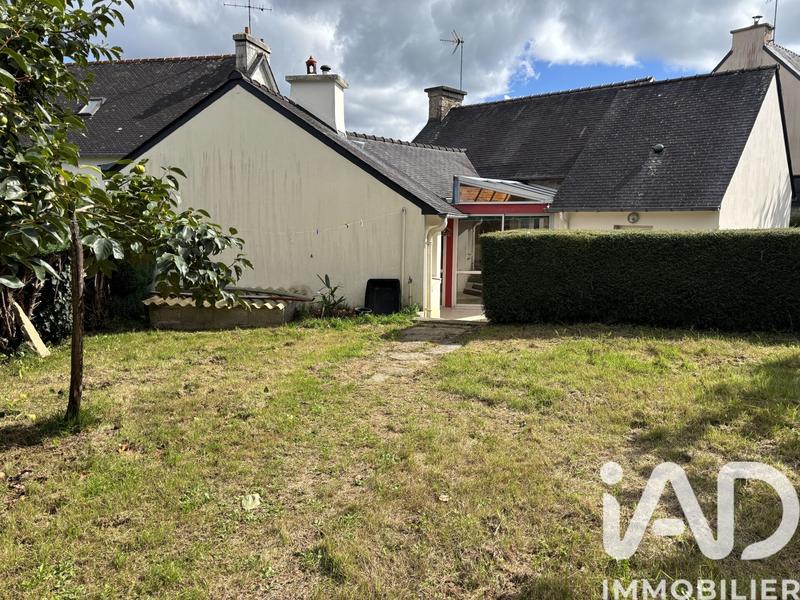 Maison - 90 m² - 5 pièces