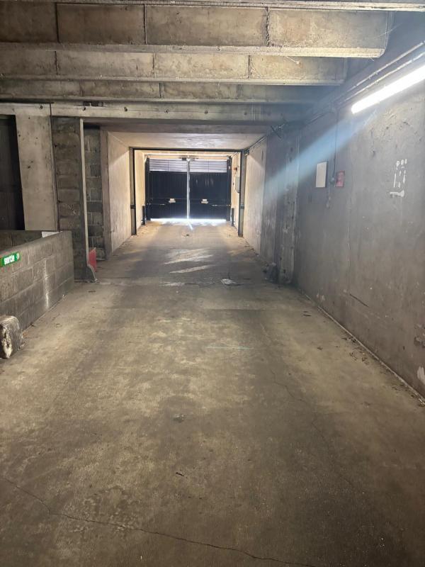 Parking / Garage - 55 m²