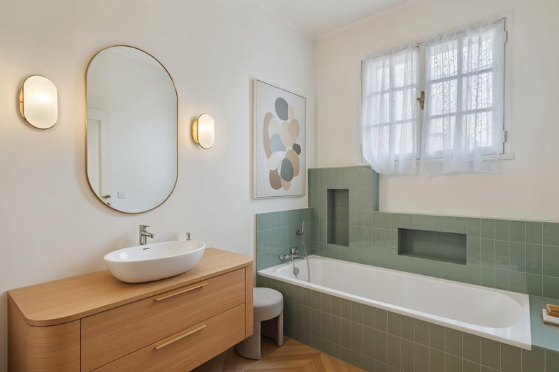 Maison - 180 m² - 5 pièces