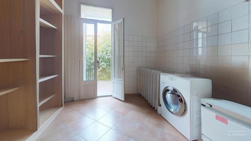 Maison - 235 m² - 5 pièces