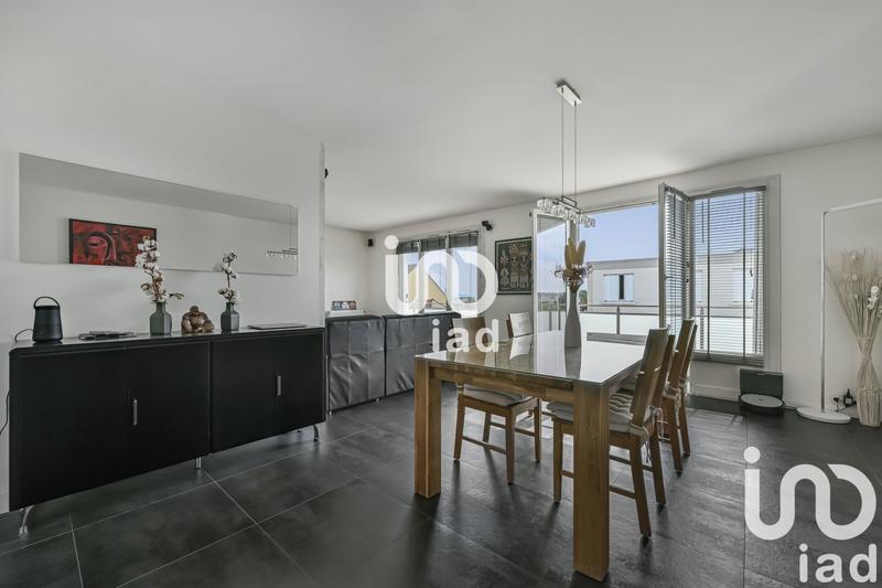 Appartement - 81 m² - 4 pièces