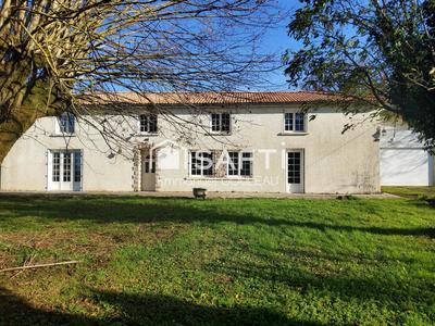 Maison - 225 m² - 7 pièces