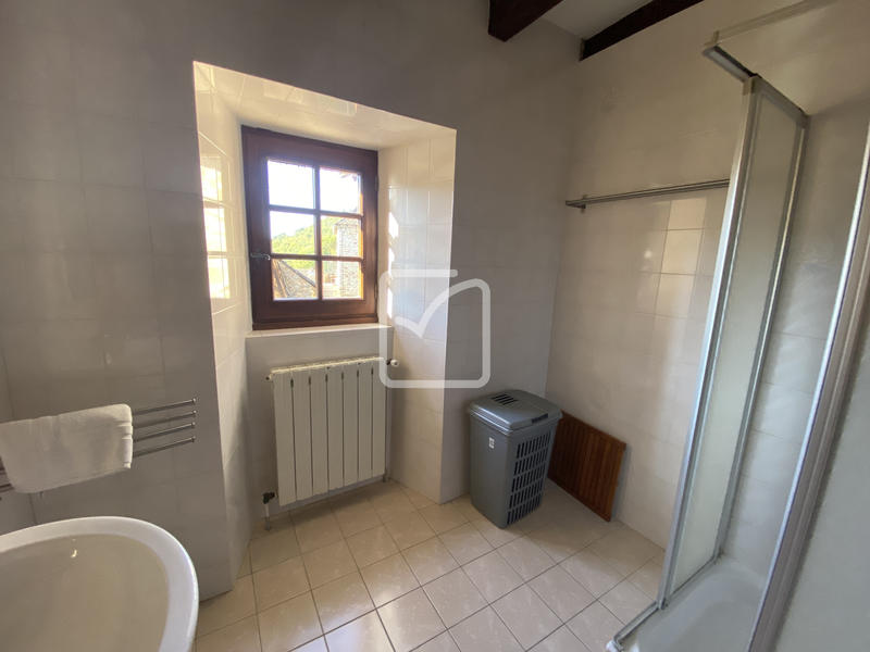 Maison - 298 m² - 12 pièces