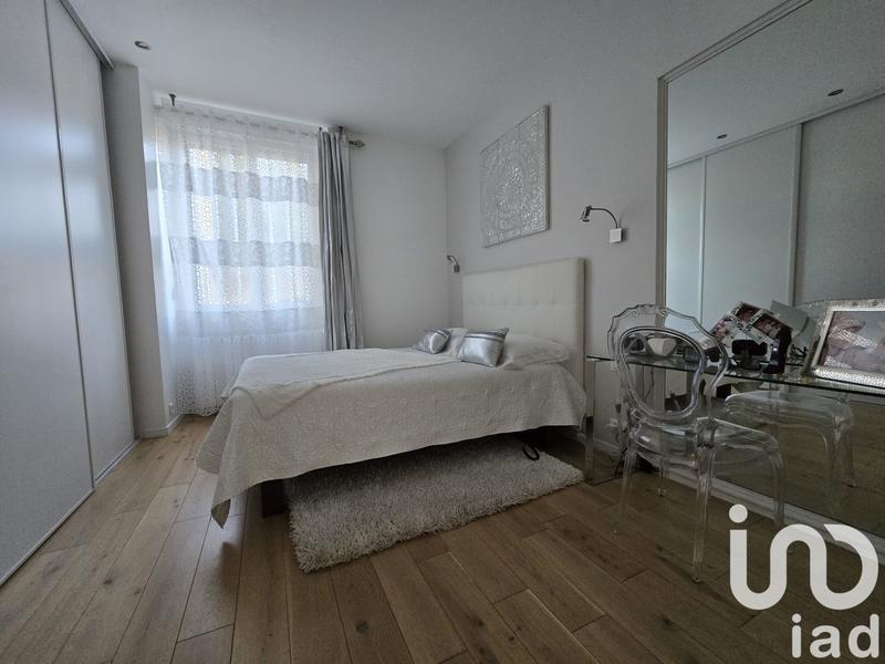 Appartement - 102 m² - 4 pièces