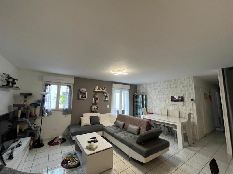 Maison - 83 m² - 4 pièces