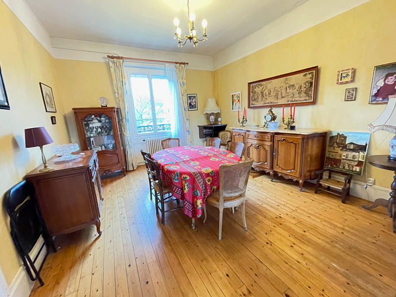 Maison - 124 m² - 6 pièces