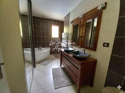 Maison - 128 m² - 5 pièces