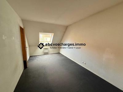 Maison - 83 m² - 4 pièces