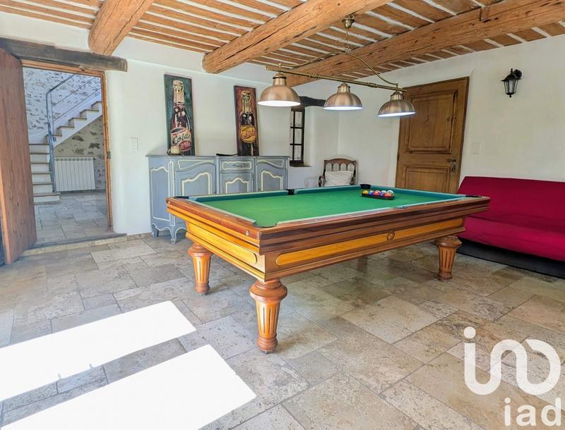 Maison - 200 m² - 7 pièces