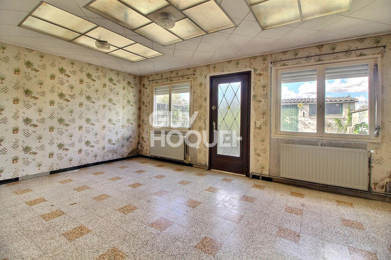 Maison - 90 m² - 5 pièces